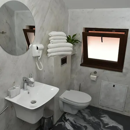 Casa Melamy 3* טוזלה
