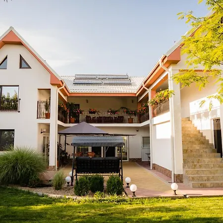 Casa Melamy 3*