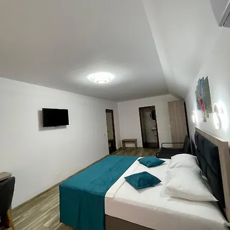 Casa Melamy 3* توزلا