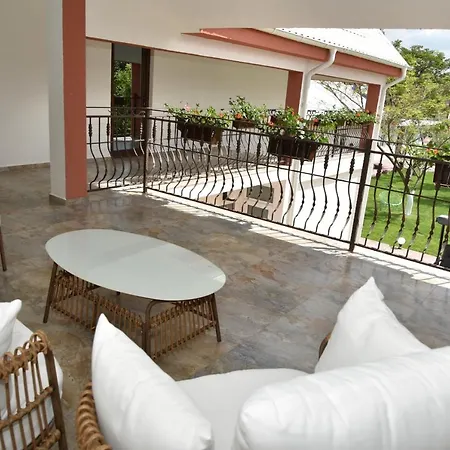 Casa Melamy 3* טוזלה