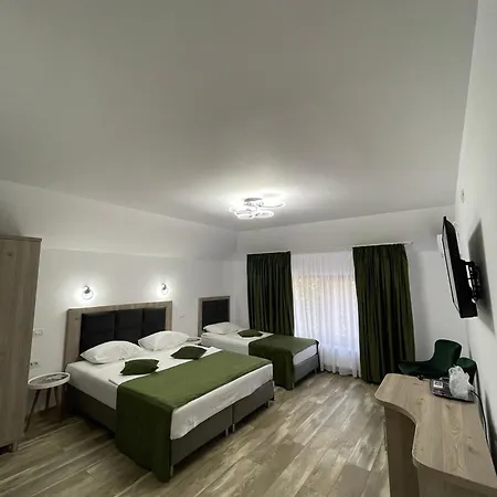 Casa Melamy בית הארחה 3*